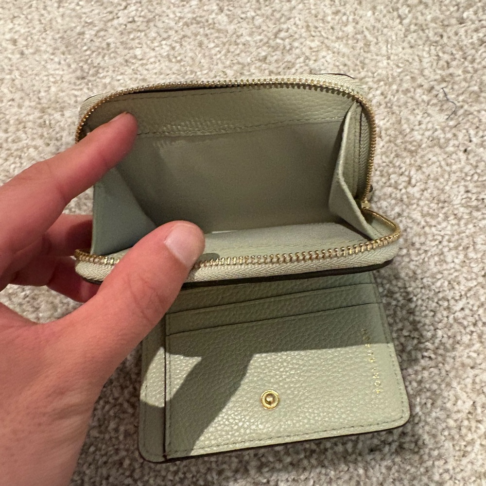 Tory Burch Cream Bifold Wallet with Zipper Closure